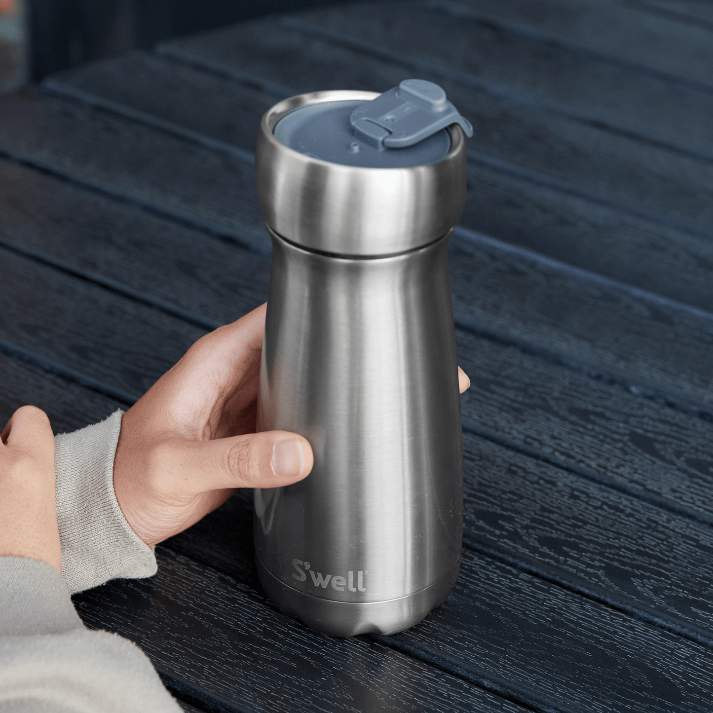 commuter-lid-w4 Swell-Commuter-Lid-Lifestyle.png